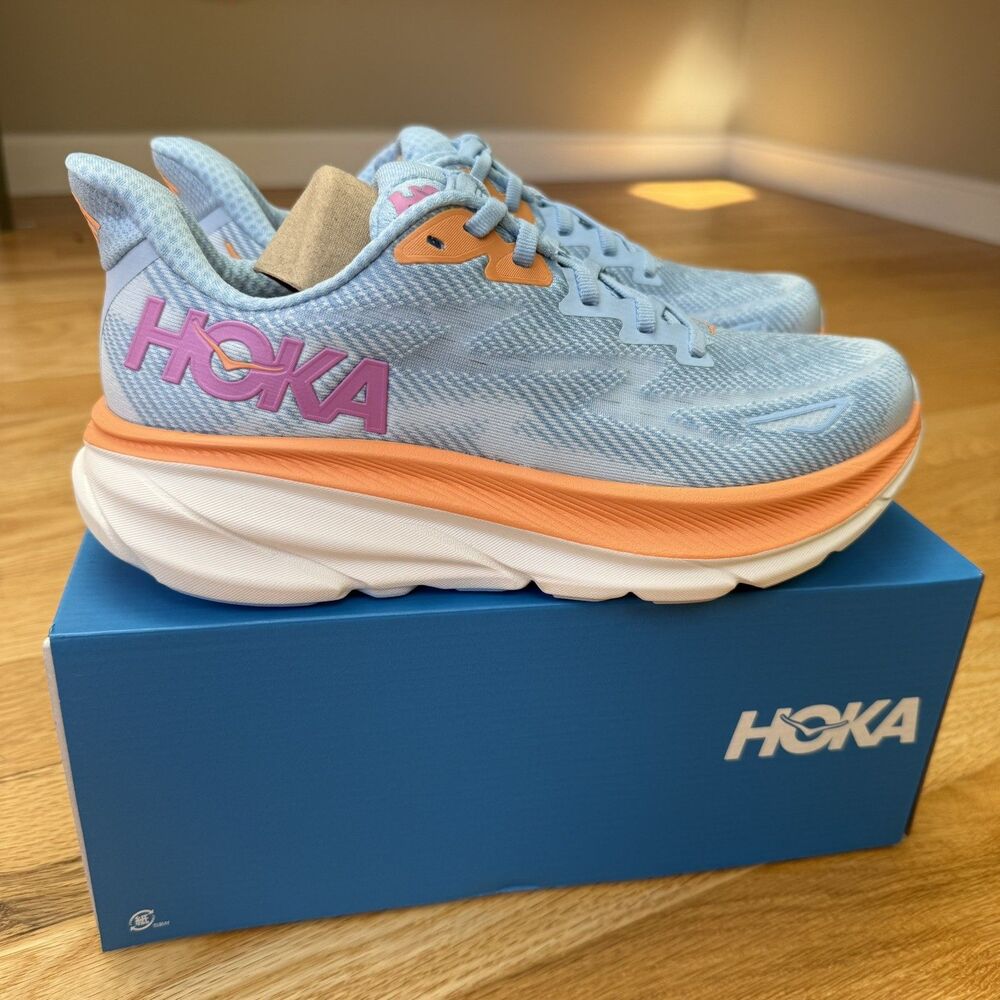 Hoka One Womens Sneaker Clifton 9 Size 8.5 B US Trainer Running New In Box